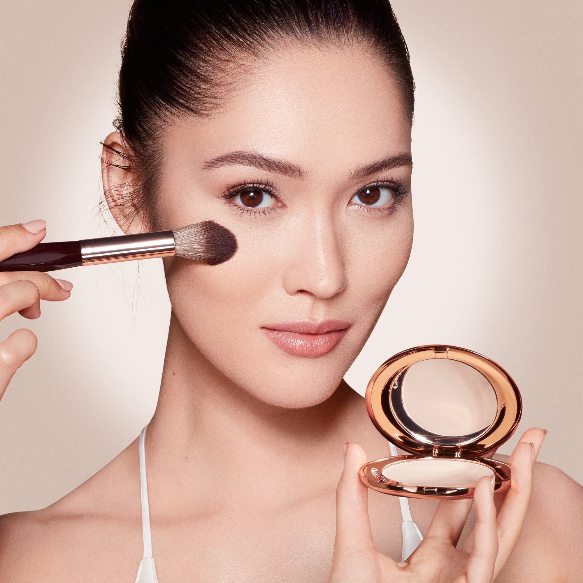 AIRBRUSH FLAWLESS FINISH BRIGHTEN & PERFECT DUO