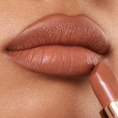 SUPER NUDES SCULPTING SECRETS & LARGE MAKEUP BAG
