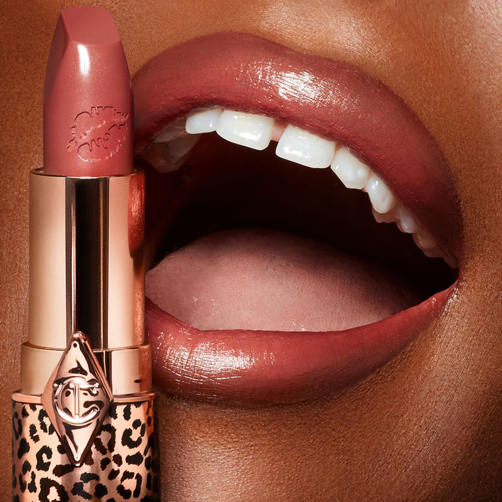 HOT LIPS 2