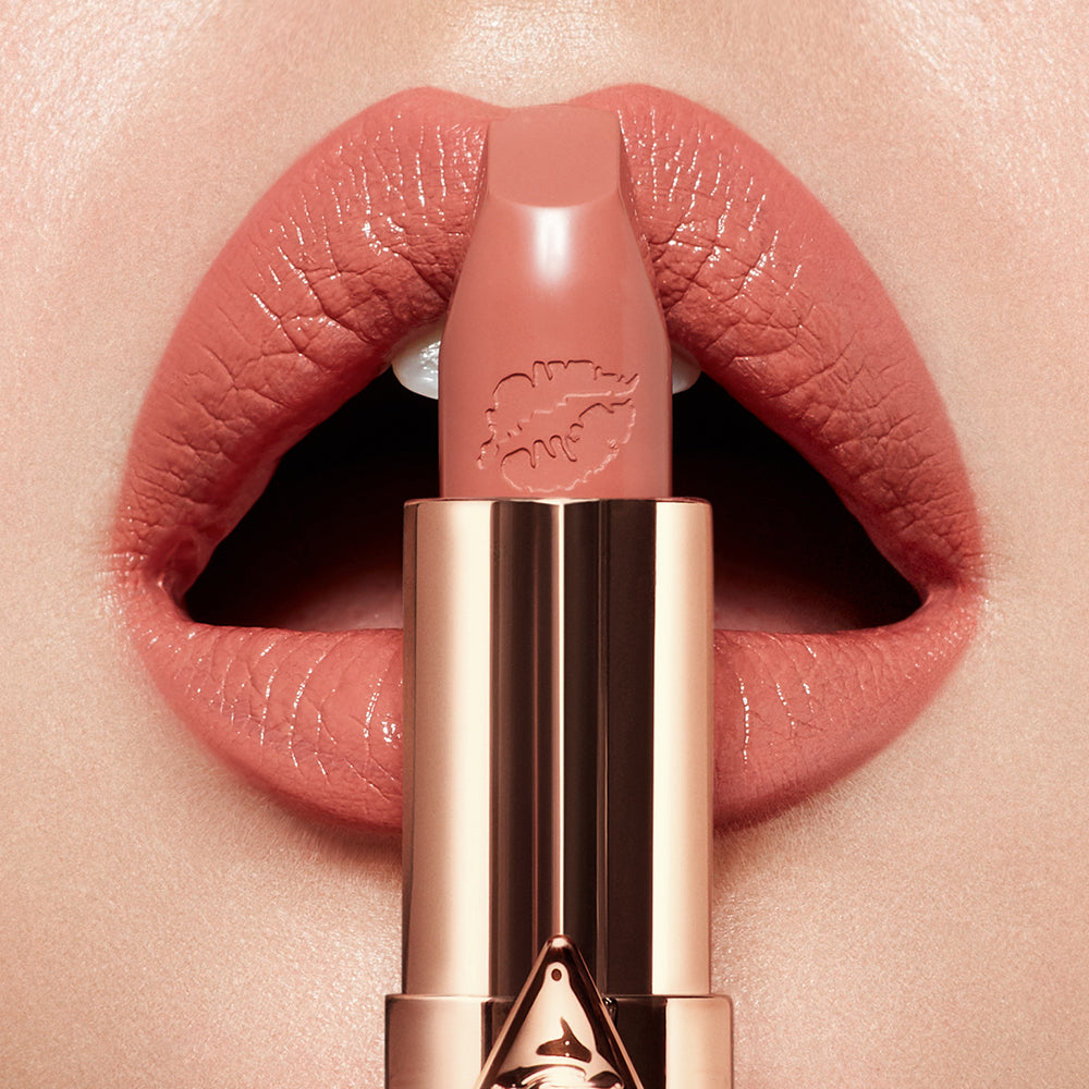 HOT LIPS 2